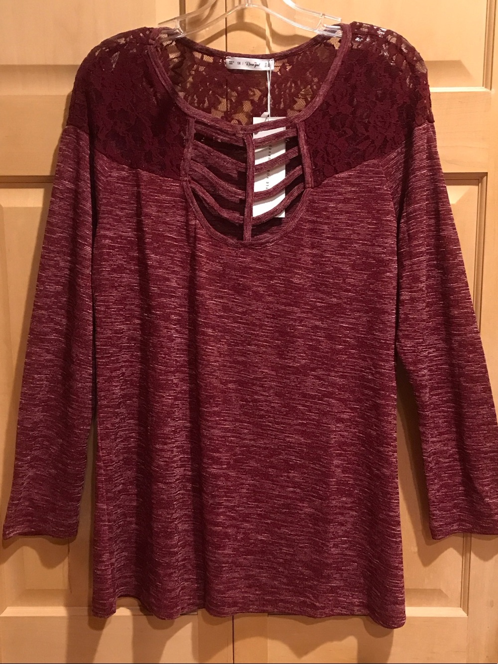 New Rosegal Burgundy Lace Yoke Long Sleeve Strappy Top